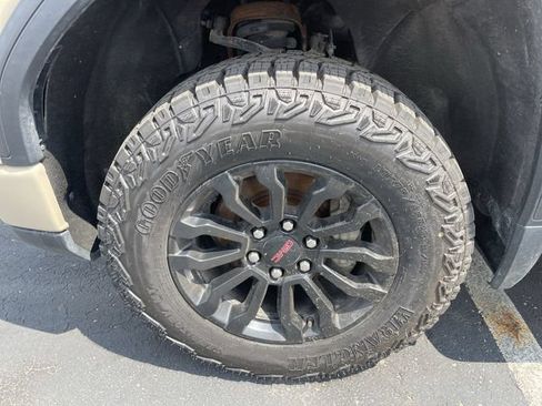 Used 2023 GMC Sierra 1500 AT4X AWD/4WD image 10