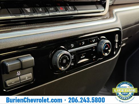 Used 2024 Chevrolet Silverado 2500 LT image 17