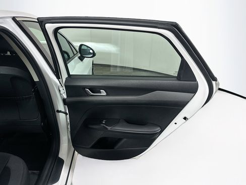 Used 2025 Kia K5 LXS image 30