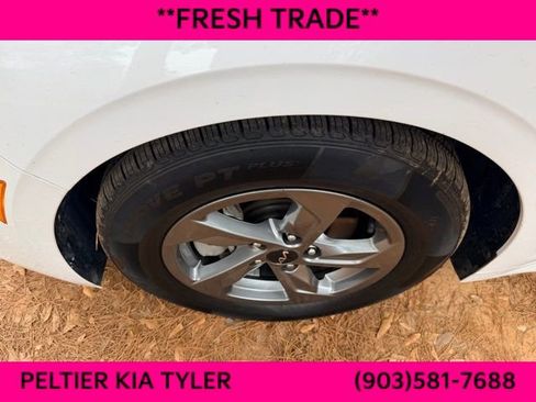 Used 2022 Kia K5 LXS image 5