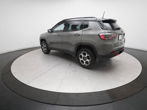 Used 2022 Jeep Compass Trailhawk w/ Trailhawk Convenience Group image 32