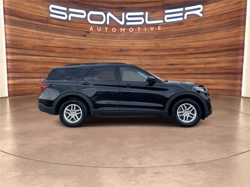 New 2026 Ford Explorer Active image 7