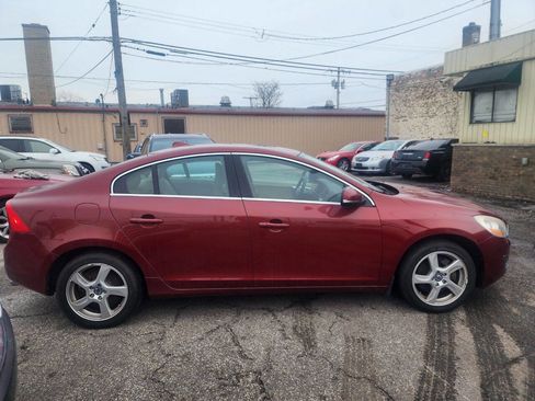 Used 2012 Volvo S60 T5 w/ Climate Pkg FWD image 10