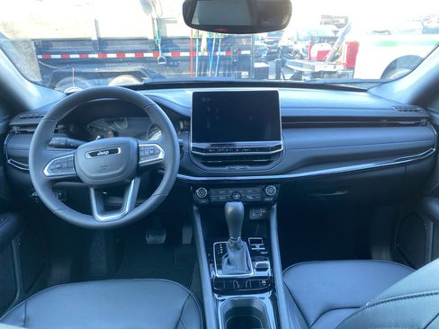 New 2026 Jeep Compass Limited image 12
