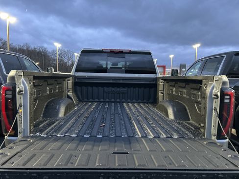 New 2026 GMC Sierra 2500 AT4 w/ AT4 Premium Plus Package image 8