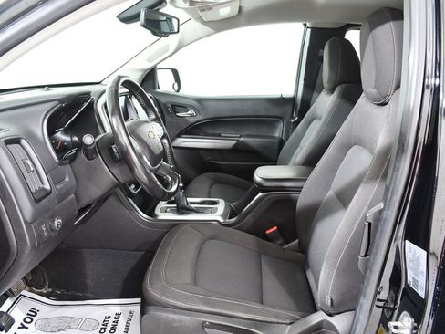 Used 2022 Chevrolet Colorado LT w/ LT Convenience Package RWD image 6