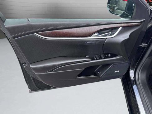 Used 2019 Cadillac XTS Luxury image 44