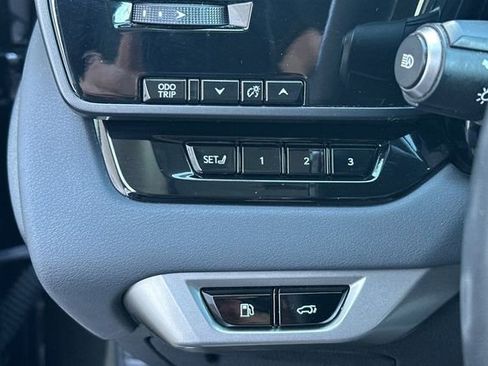 Used 2024 Lexus RX 350 w/ Convenience Package image 31