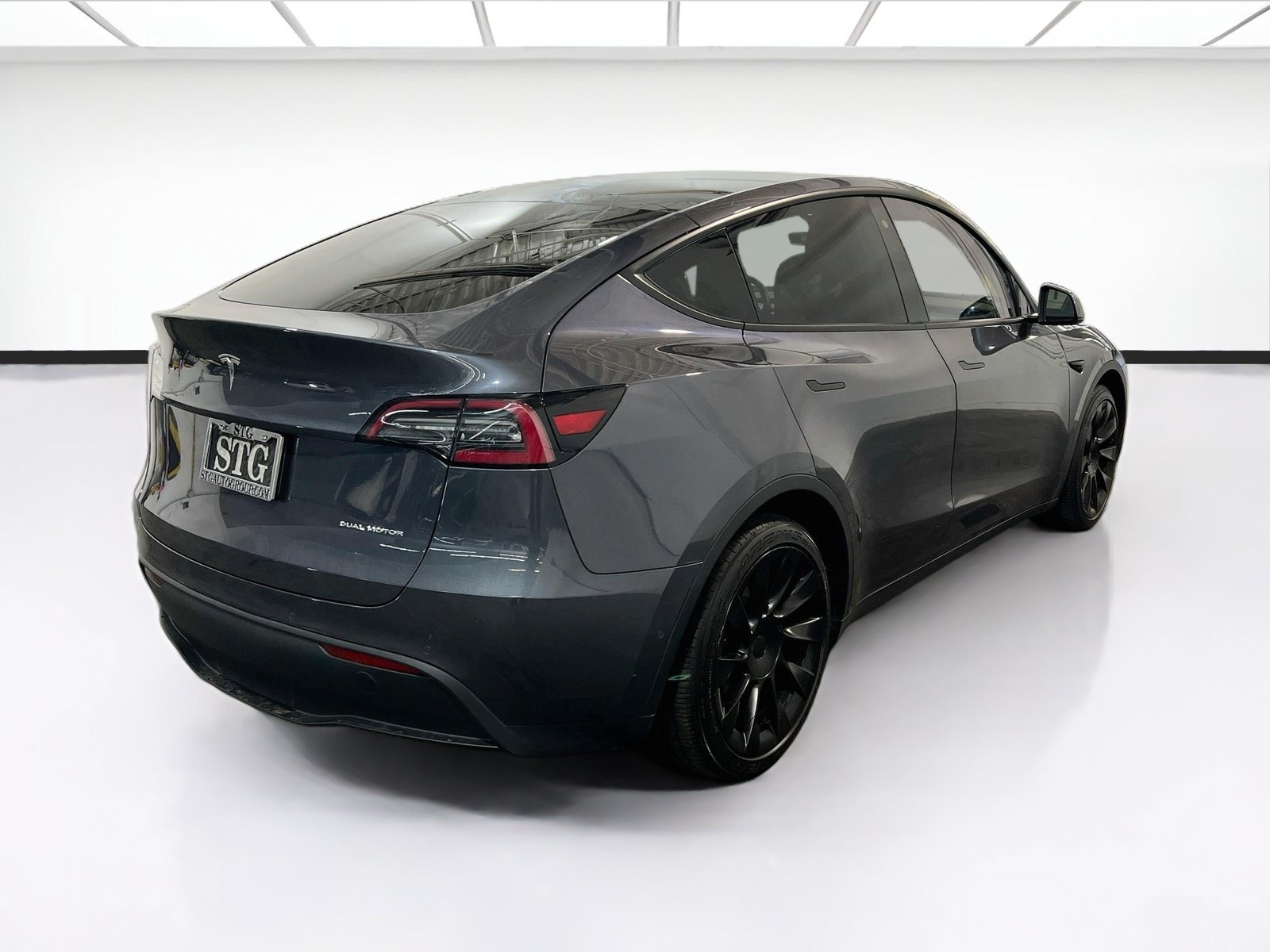 Used 2020 Tesla Model Y Long Range AWD/4WD image 4