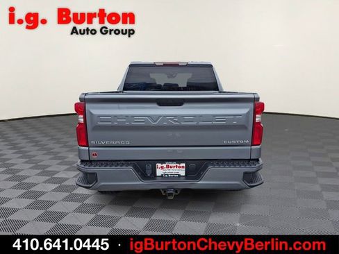 Certified 2020 Chevrolet Silverado 1500 Custom w/ Custom Value Package AWD/4WD image 5