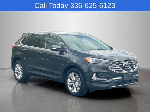 Used 2023 Ford Edge Titanium w/ Cargo Accessory Package AWD/4WD image 7