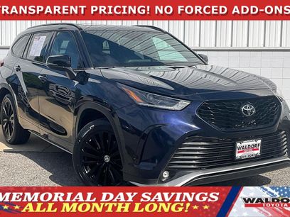 Used 2023 Toyota Highlander XSE