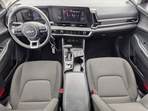 Used 2024 Kia Sportage LX image 19