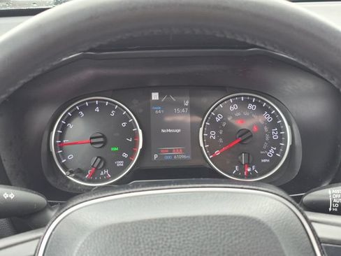 Used 2019 Toyota RAV4 XLE AWD/4WD image 27