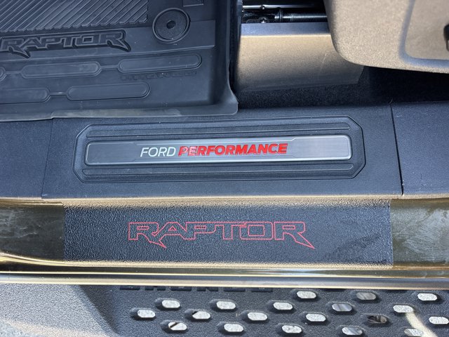 Used 2025 Ford Bronco Raptor AWD/4WD image 29