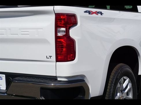 New 2026 Chevrolet Silverado 1500 LT w/ LPO, Liner Protection Package AWD/4WD image 28