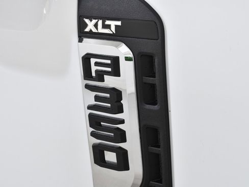 New 2026 Ford F350 XLT image 21