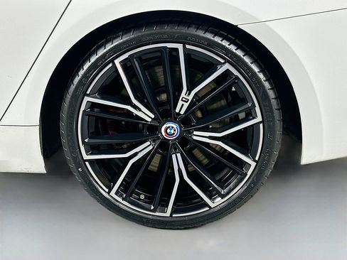 Certified 2023 BMW M550i xDrive w/ Dynamic Handling Package image 32