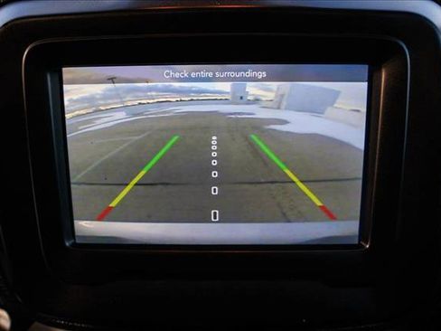 Used 2018 Jeep Renegade Latitude image 17