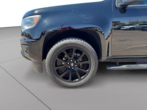 Used 2019 Chevrolet Colorado LT w/ Colorado RST Special Edition RWD image 9