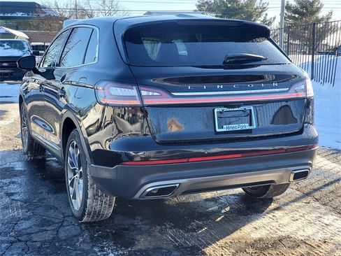 Certified 2023 Lincoln Nautilus Reserve image 3