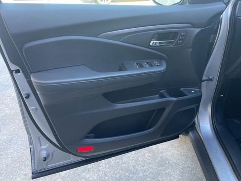 Used 2023 Honda Ridgeline RTL image 6