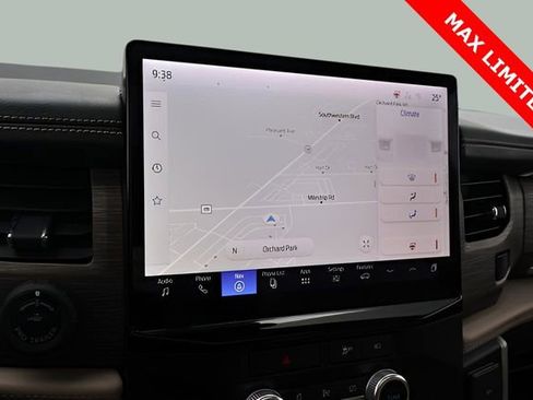 Used 2023 Ford Expedition Max Limited image 27