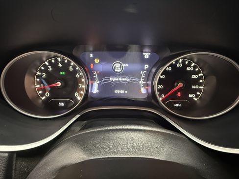 Used 2019 Jeep Compass Limited AWD/4WD image 22