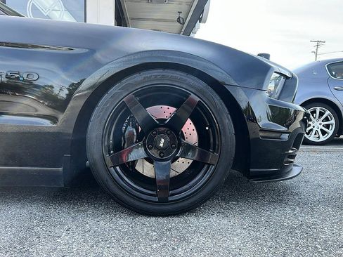 Used 2013 Ford Mustang GT Premium w/ GT Track Pkg image 15