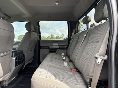 Used 2019 Ford F250 XLT w/ XLT Premium Package AWD/4WD image 30
