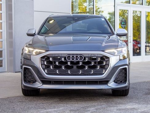 Used 2024 Audi SQ8 Prestige image 2