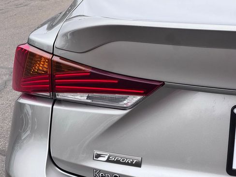 Used 2018 Lexus IS 350 F Sport image 11