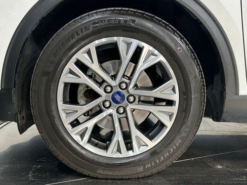 Used 2022 Ford Escape SEL AWD/4WD image 14