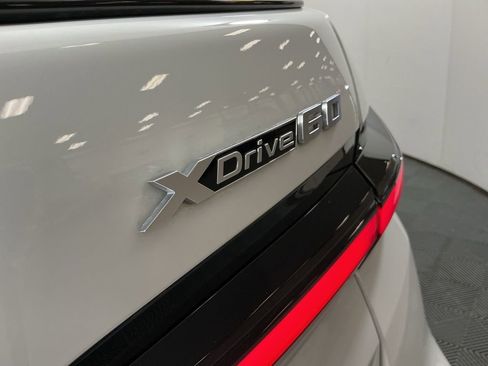 Certified 2024 BMW i7 xDrive60 w/ Executive Package image 10