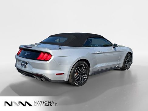 Used 2019 Ford Mustang Premium RWD image 5