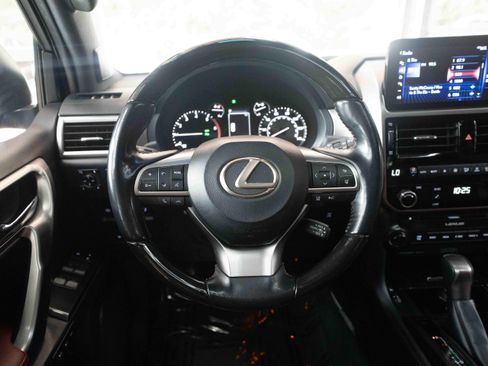 Used 2023 Lexus GX 460 Luxury w/ Sport Design Package AWD/4WD image 21