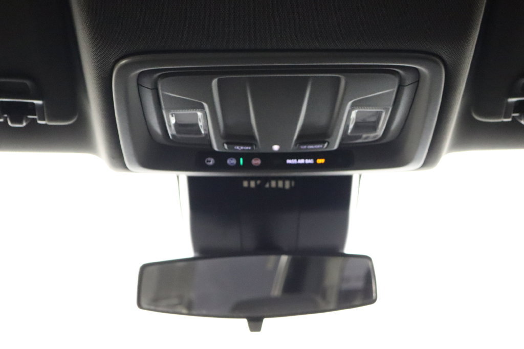Used 2023 Chevrolet Silverado 1500 LT AWD/4WD image 24