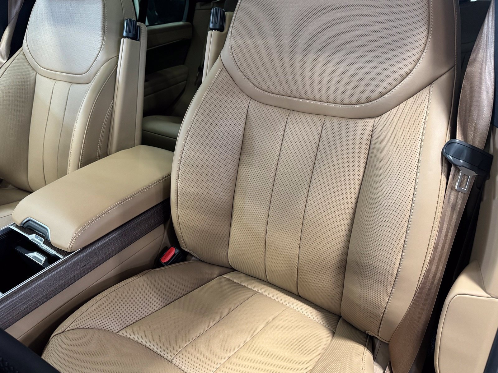 New 2026 Land Rover Range Rover SE AWD/4WD image 27