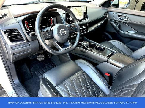 Used 2022 Nissan Rogue Platinum w/ Head-Up Display Package FWD image 13