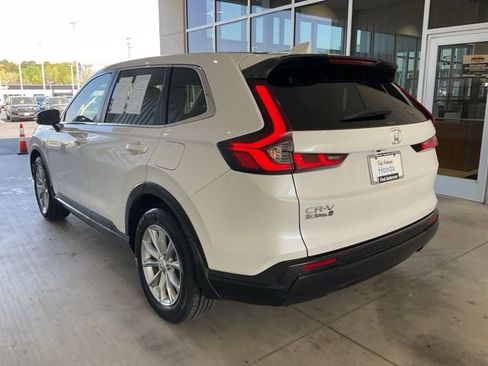Certified 2025 Honda CR-V EX image 18