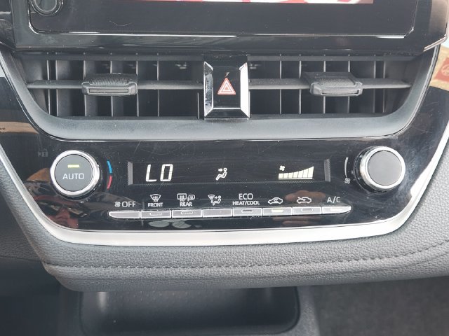 Used 2023 Toyota Corolla SE FWD image 14