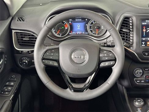 Used 2023 Jeep Cherokee Altitude Lux w/ Lux Elite Package image 21