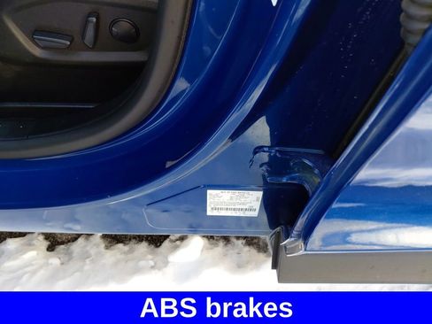 Used 2024 Ford Edge Titanium image 12