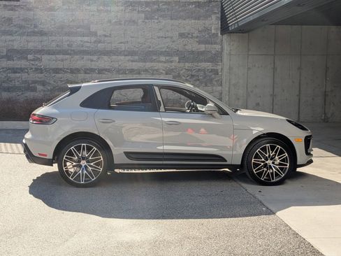 New 2026 Porsche Macan image 8