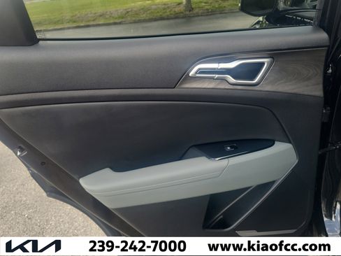 Certified 2023 Kia Sportage X-Line w/ X-Line Premium Package AWD/4WD image 13
