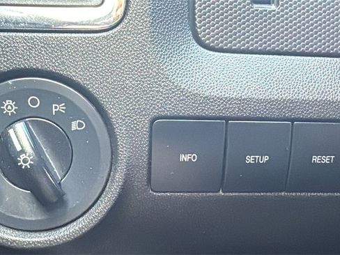 Used 2010 Ford Escape Limited image 16