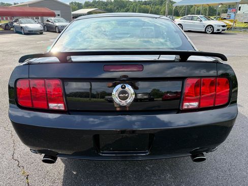 Used 2007 Ford Mustang GT Premium RWD image 9