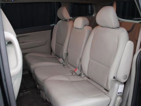 Used 2016 Kia Sedona LX w/ LX Convenience Package image 22