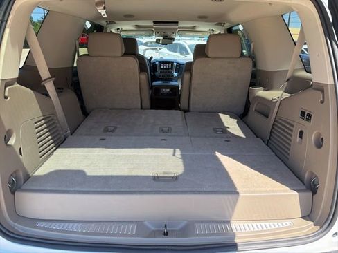 Used 2015 Chevrolet Tahoe LTZ RWD image 16