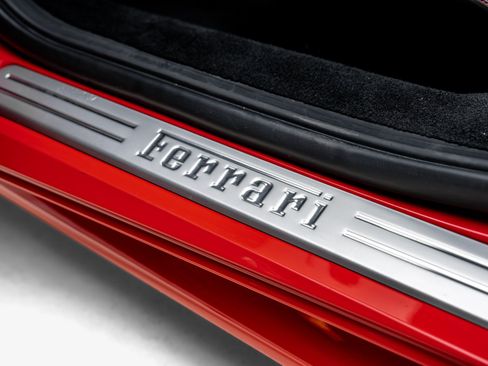 Used 2018 Ferrari 488 GTB RWD image 39